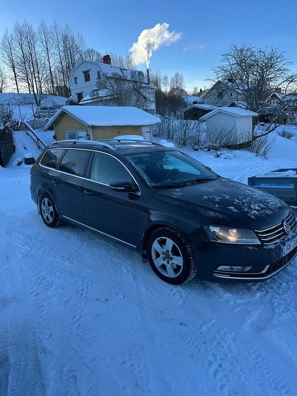 Begagnad VW Passat 140 HK (102 kW) 2011 Kombi