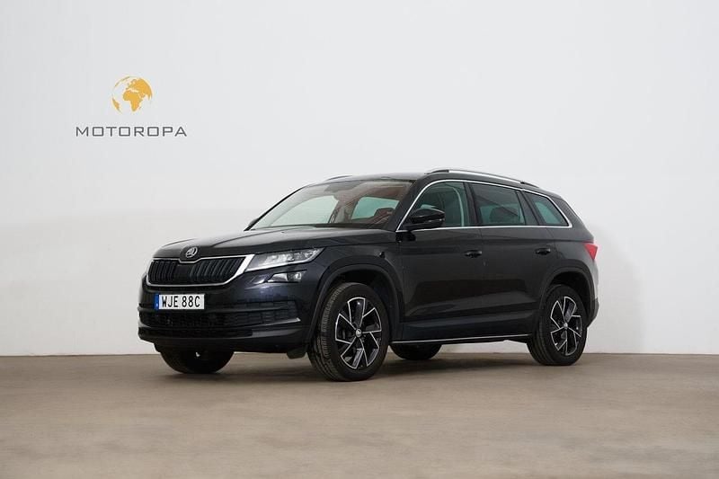 Svart Begagnad 2019 Skoda Kodiaq Business Line SUV | 319 000 kr (Marknadspris) - Bild 1/4