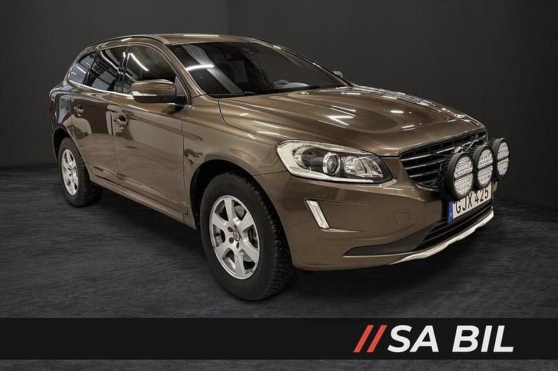Begagnad Volvo XC60 Momentum 181 HK (133 kW) 2014 Brun SUV