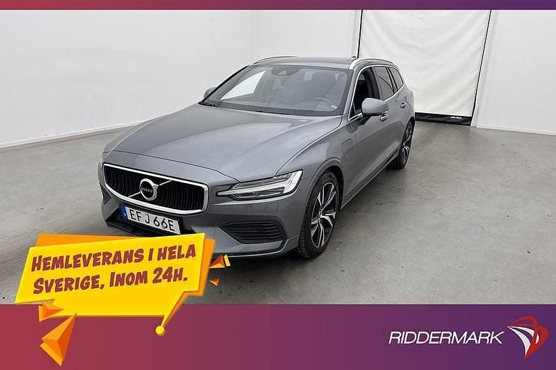 Grå Begagnad 2020 Volvo V60 Momentum Kombi | 323 900 kr (Marknadspris) - Bild 1/3