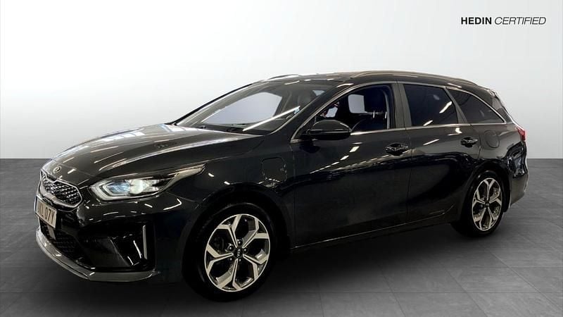 Grå (grey) Begagnad 2020 Kia Ceed Sportswagon 2 Kombi | 239 900 kr (Lite dyr) - Bild 1/4