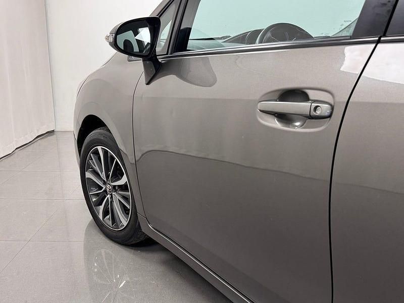 Begagnad Toyota Verso Active 147 HK (108 kW) 2016 Mörkgrå Minibuss