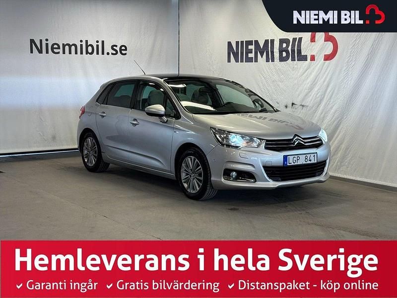 Silver Begagnad 2011 Citroën C4 Halvkombi | 99 900 kr (Dyr) - Bild 1/3
