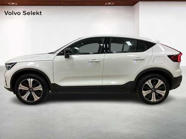 Begagnad Volvo C40 299 kW (407 HK) 2023 Vit SUV