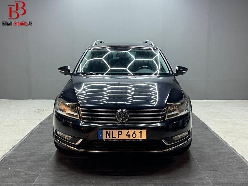 Svart Begagnad 2012 VW Passat Kombi | 54 900 kr (Bra pris) - Bild 1/4