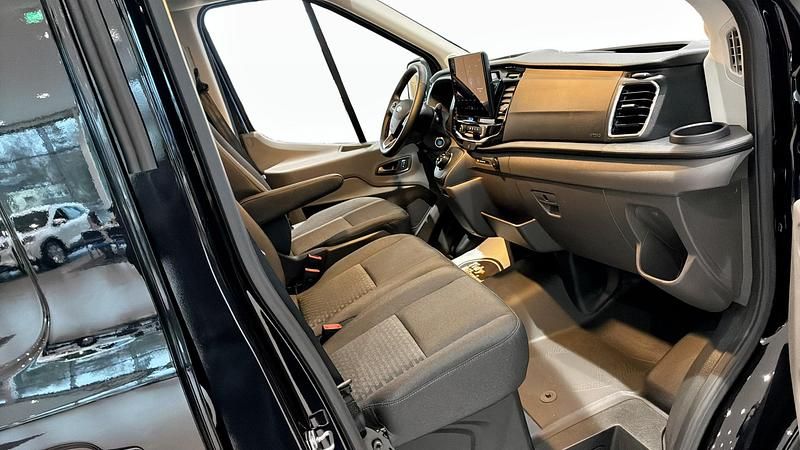 Ny Ford Transit Trend 2025