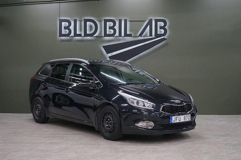 Begagnad Kia Ceed Sportswagon 135 HK (99 kW) 2013 Svart Kombi