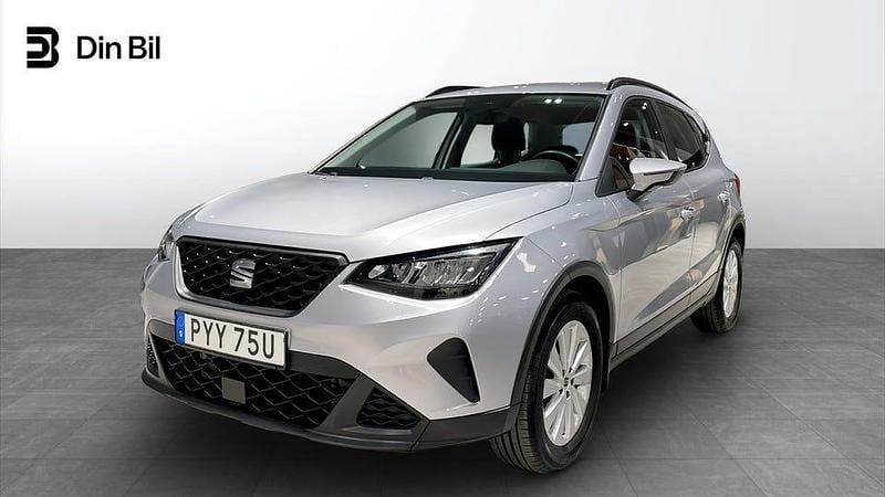 Silver Begagnad 2022 Seat Arona Style SUV | 169 900 kr (Marknadspris) - Bild 1/3