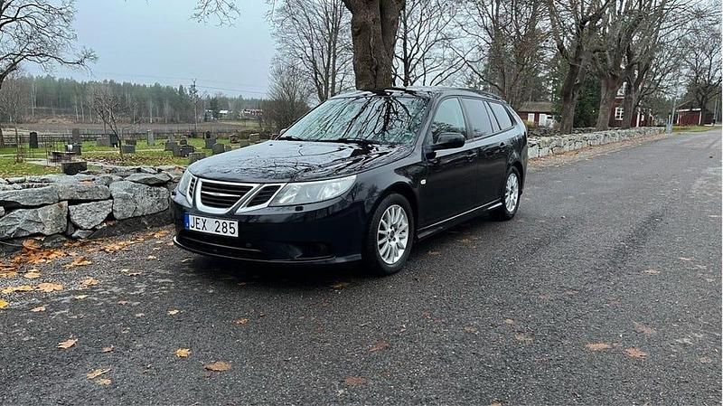 Svart Begagnad 2009 Saab 9-3 Linear Kombi | 39 000 kr (Bra pris) - Bild 1/4