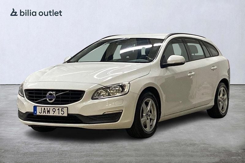 Vit Begagnad 2015 Volvo V60 Kinetic Kombi | 144 900 kr (Lite dyr) - Bild 1/3
