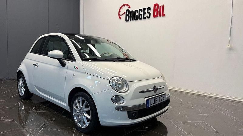 Vit Begagnad 2010 Fiat 500 Halvkombi | 32 500 kr (Superpris) - Bild 1/4