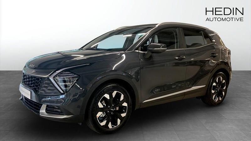 Grå Begagnad 2024 Kia Sportage Advance SUV | 469 475 kr (Dyr) - Bild 1/4