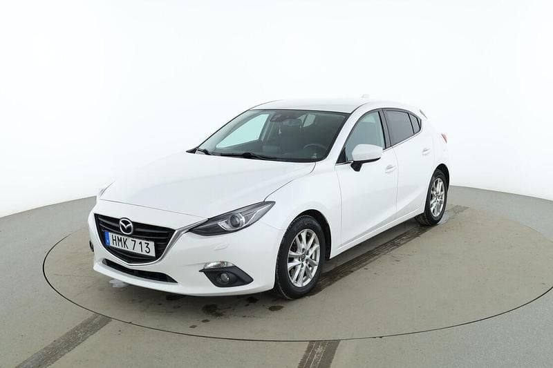 Begagnad Mazda 3 Inclusive 121 HK (88 kW) 2015 Vit Sedan
