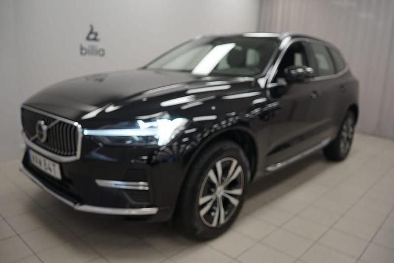 Svart Begagnad 2024 Volvo XC60 Core SUV | 469 900 kr - Bild 1/3