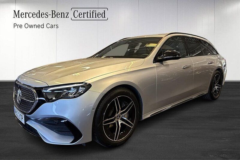 Silver Begagnad 2024 Mercedes E300 AMG Kombi | 699 000 kr (Marknadspris) - Bild 1/4