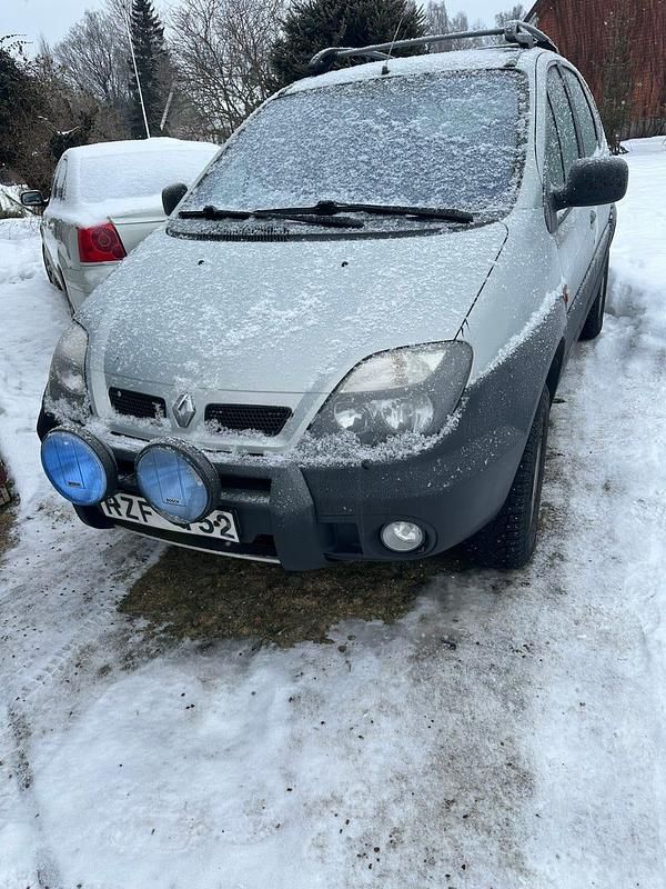 Begagnad Renault Scénic 139 HK (102 kW) 2001 Minibuss