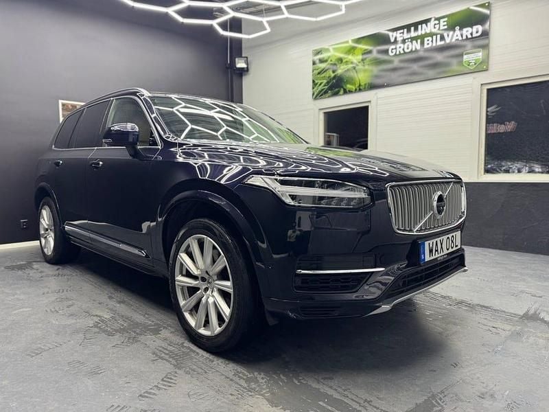 Begagnad Volvo XC90 Inscription 407 HK (299 kW) 2016 Blå SUV