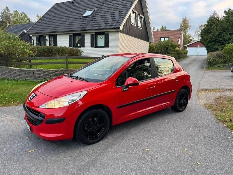 Begagnad 2009 Peugeot 207 Halvkombi | 25 000 kr (Marknadspris) - Bild 1/4