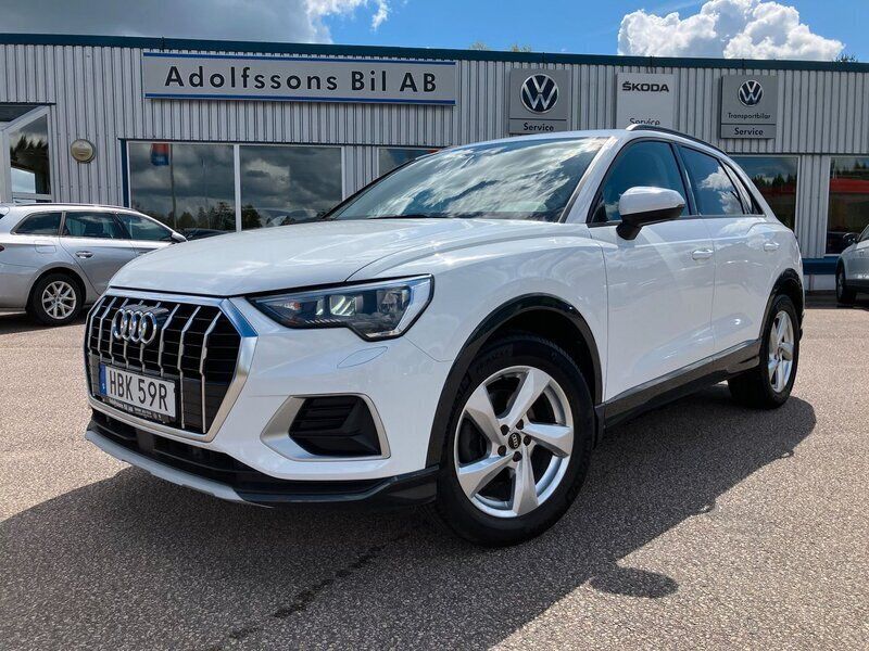 Vit Begagnad 2022 Audi Q3 Advanced Plus SUV | 298 000 kr (Marknadspris) - Bild 1/4