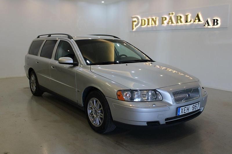 Ljusgrå (grå) Begagnad 2006 Volvo V70 Business Edition Kombi | 69 900 kr (Dyr) - Bild 1/4