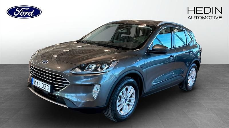 Grå (blue) Begagnad 2021 Ford Kuga Titanium SUV | 244 900 kr (Marknadspris) - Bild 1/4