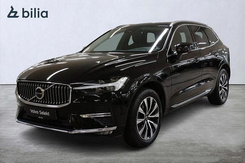 Svart Begagnad 2022 Volvo XC60 Plus SUV | 439 000 kr (Marknadspris) - Bild 1/4