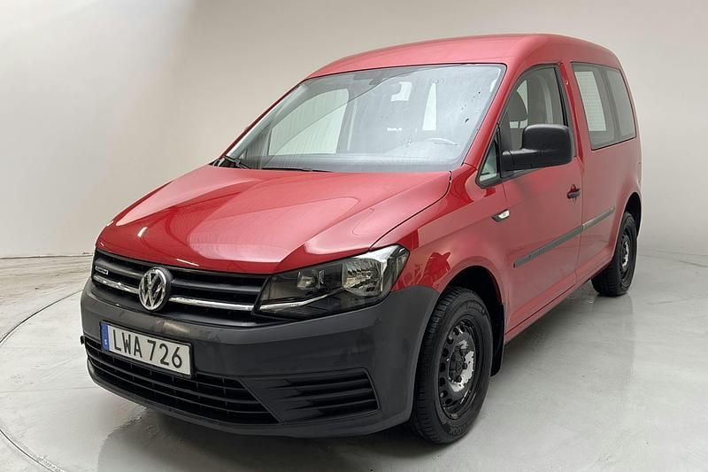 Röd Begagnad 2016 VW Caddy Minibuss | 86 450 kr (Superpris) - Bild 1/4