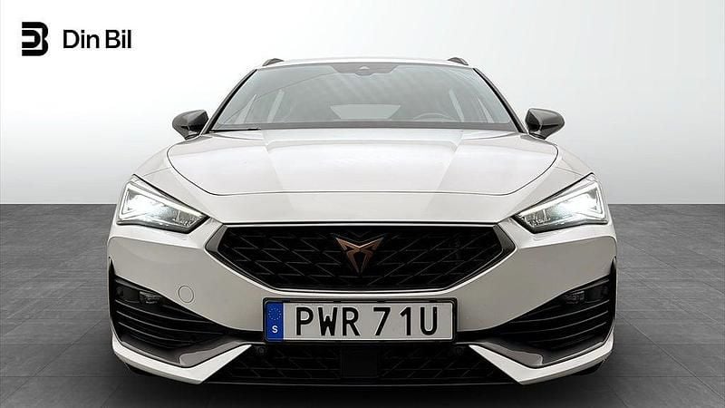 Begagnad Cupra Leon VZ 150 HK (110 kW) 2023 Candy white Kombi