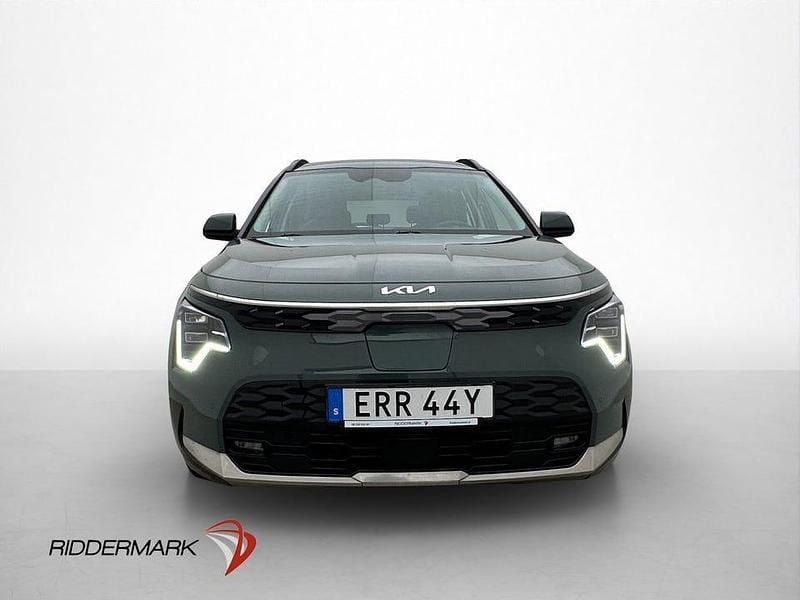 Begagnad Kia e-Niro 150 kW (204 HK) 2022 Grön SUV