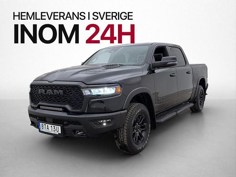 Begagnad RAM 1500 2025 Svart Pickup