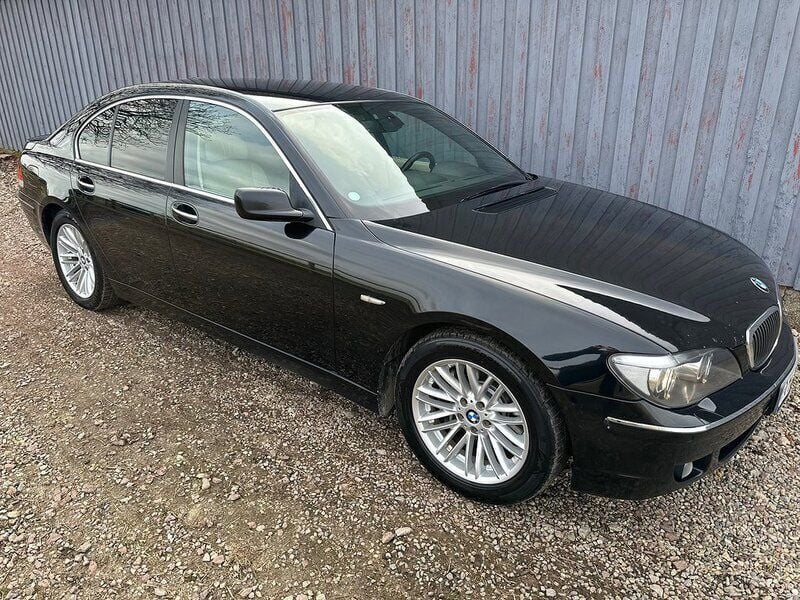Begagnad BMW 730 232 HK (170 kW) 2008 Svart Sedan