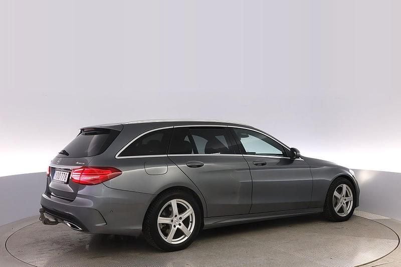 Begagnad Mercedes C220 AMG line 170 HK (125 kW) 2018 Grå Kombi