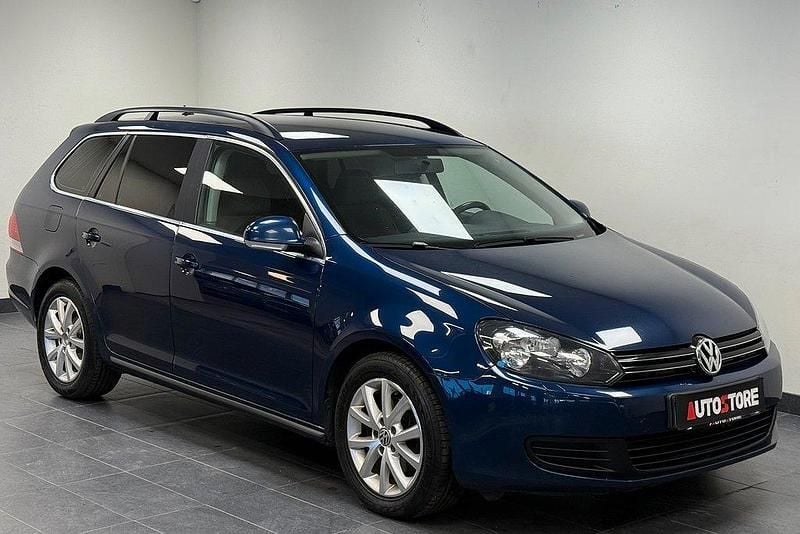 Mörkblå (blå) Begagnad 2012 VW Golf VII Kombi | 59 900 kr (Bra pris) - Bild 1/4