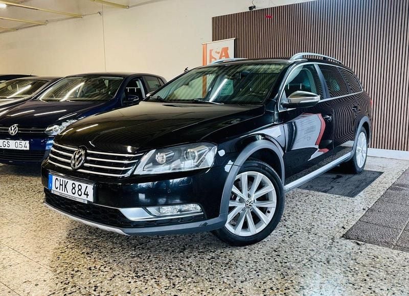 Svart Begagnad 2014 VW Passat Alltrack Kombi | 109 900 kr (Marknadspris) - Bild 1/4