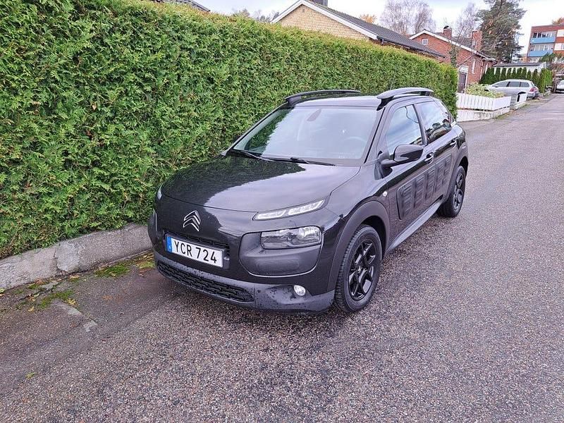 Begagnad 2016 Citroën C4 Cactus PureTech Halvkombi | 79 000 kr (Marknadspris) - Bild 1/2