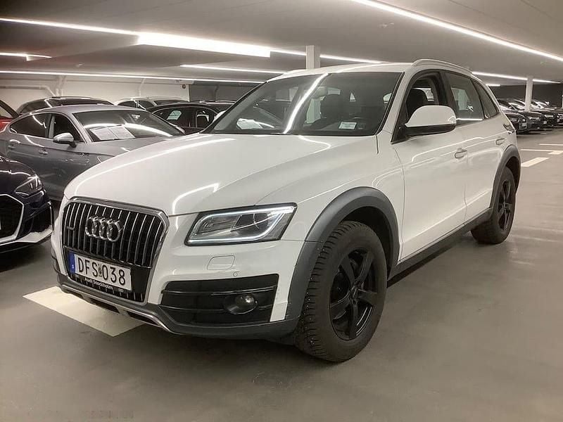 Begagnad Audi Q5 Design 190 HK (139 kW) 2016 Vit SUV