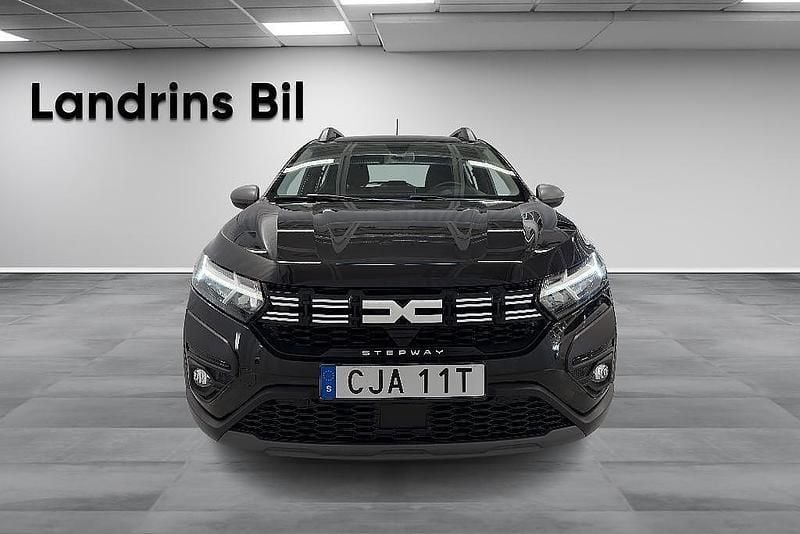 Begagnad Dacia Sandero Stepway 91 HK (66 kW) 2022 Svart Halvkombi