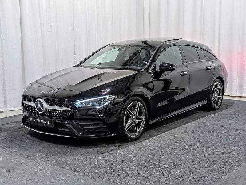 Begagnad Mercedes CLA200 Shooting Brake AMG line 163 HK (119 kW) 2020 Svart Kombi