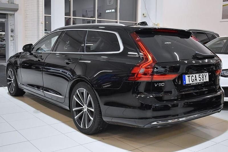 Begagnad Volvo V90 Inscription 340 HK (250 kW) 2021 Svart Kombi