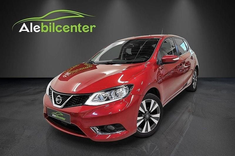 Röd Begagnad 2015 Nissan Pulsar Halvkombi | 84 900 kr (Marknadspris) - Bild 1/4