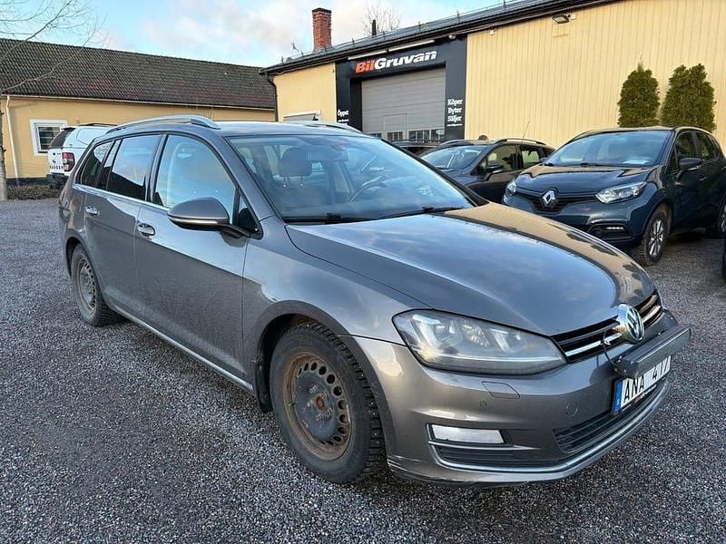 Grå Begagnad 2013 VW Golf VII GT Kombi | 64 900 kr (Bra pris) - Bild 1/4