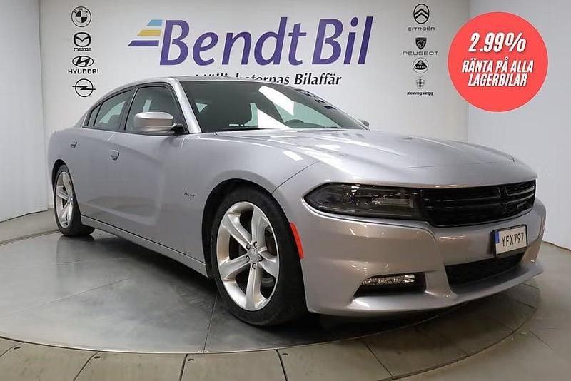 Begagnad Dodge Charger 375 HK (275 kW) 2016 Silver Sedan