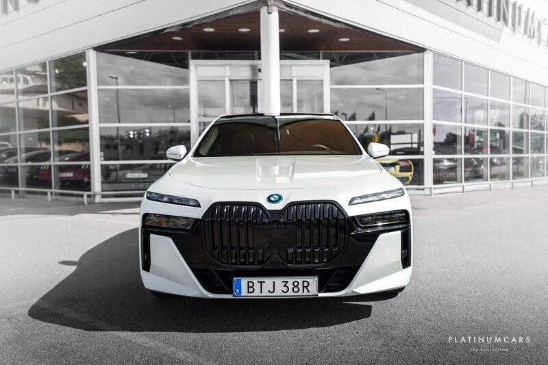 Begagnad BMW i7 Executive 400 kW (544 HK) 2023 Vit Sedan