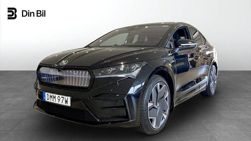 Svart Begagnad 2024 Skoda Enyaq iV RS SUV | 519 900 kr (Marknadspris) - Bild 1/4