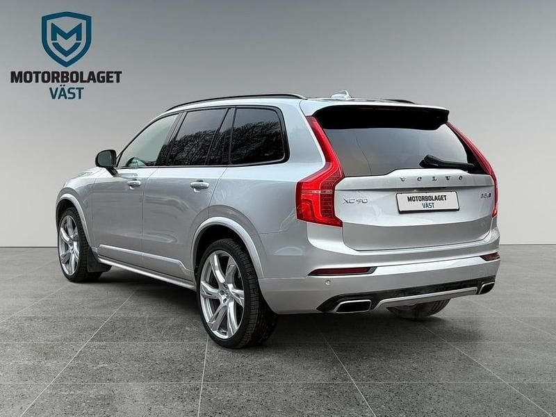 Begagnad Volvo XC90 R-Design 235 HK (172 kW) 2020 Silver SUV