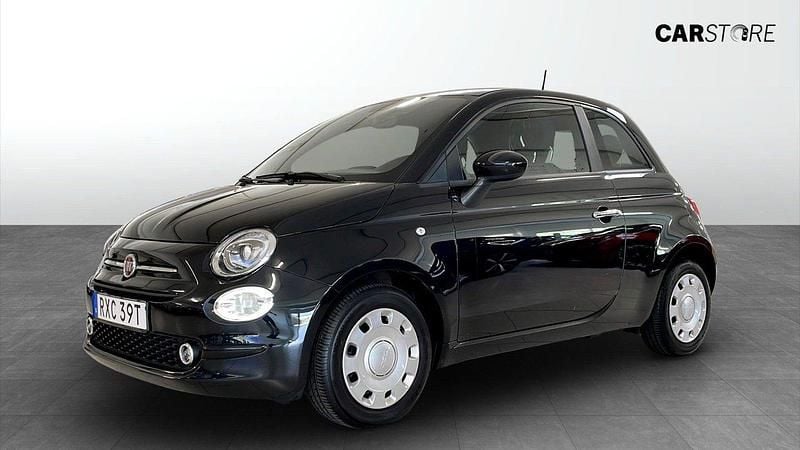 Svart (black) Begagnad 2022 Fiat 500 Halvkombi | 119 900 kr (Marknadspris) - Bild 1/4