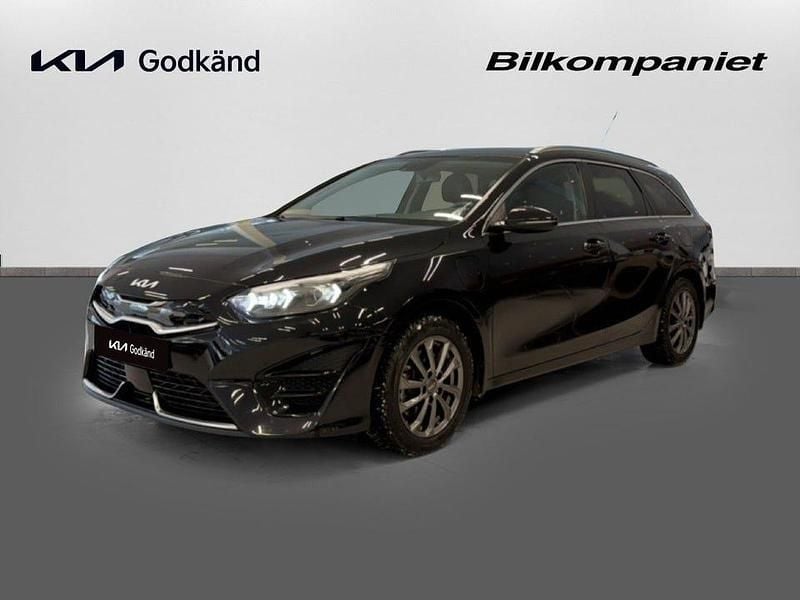 Blackpearl metallic Begagnad 2023 Kia Ceed Sportswagon Advance Kombi | 269 900 kr (Marknadspris) - Bild 1/4