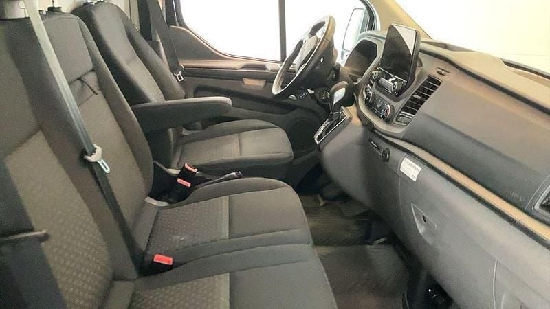 Svart Begagnad 2022 Ford Transit Custom Van | 244 900 kr (Marknadspris) - Bild 1/3