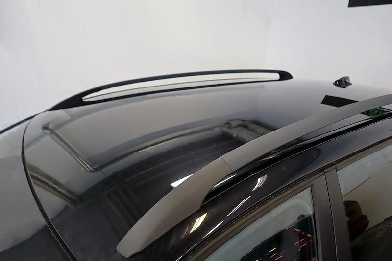 Begagnad Volvo V50 Kinetic 116 HK (85 kW) 2011 Svart Kombi