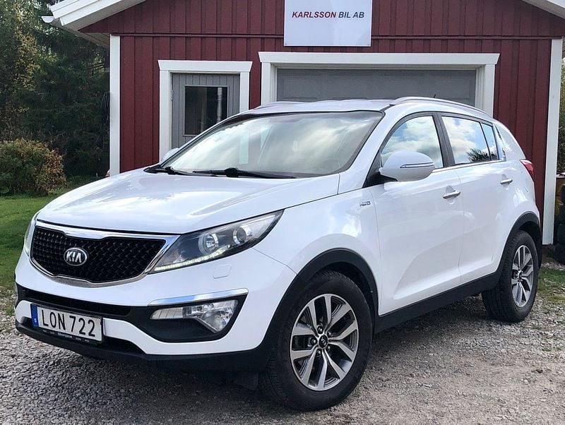 Vit Begagnad 2014 Kia Sportage Comfort SUV | 99 900 kr (Marknadspris) - Bild 1/4